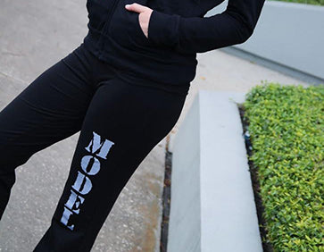 Yoga Pants - Model